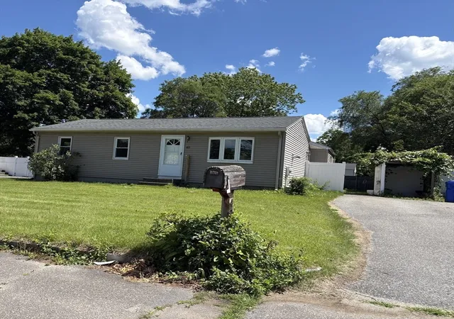 Homes for sale in Springfield, MA | 40 Partridge Dr, Springfield, MA 01119 | MLS# 73535591
