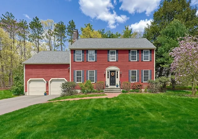 Homes for sale in Holliston, MA | 15 Sabina Dr, Holliston, MA 01746 | MLS# 73518168