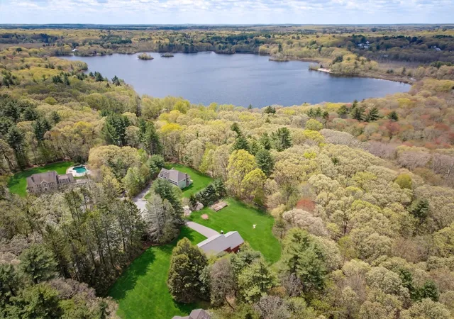 Homes for sale in Holliston, MA | 15 Sabina Dr, Holliston, MA 01746 | MLS# 73518168