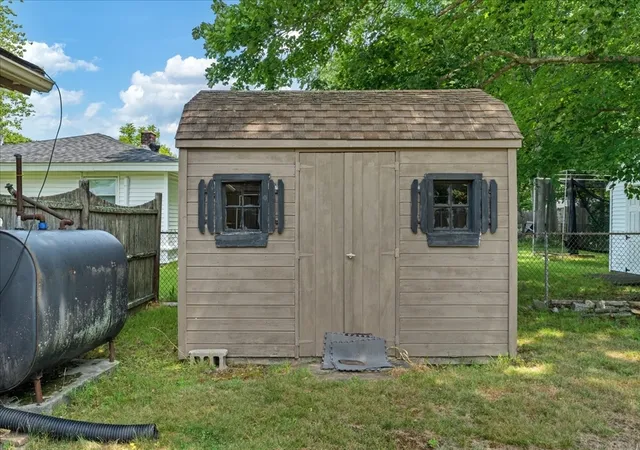 29th image of 31 Stephen Dr, Brockton, MA 02302 | MLS# 73552882