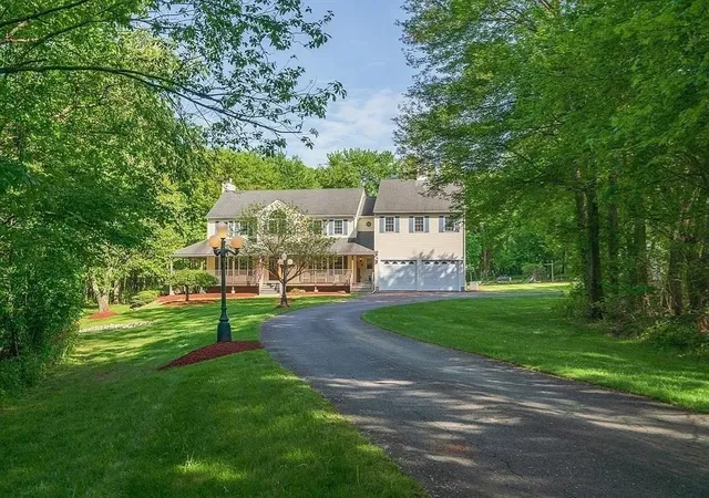30th image of 31 Swing Dr, Berkley, MA 02779 | MLS# 73497033