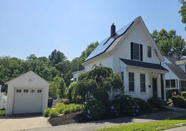 Homes for sale in Hopedale, MA | 112 Dutcher St, Hopedale, MA 01747 | MLS# 73547620