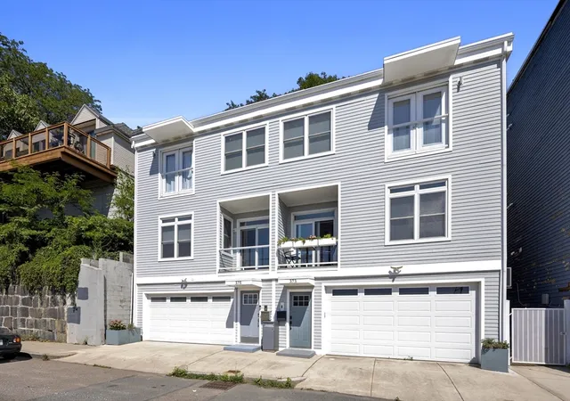 2nd image of 375 Border Street #375, East Boston, MA 02128 | MLS# 73560114