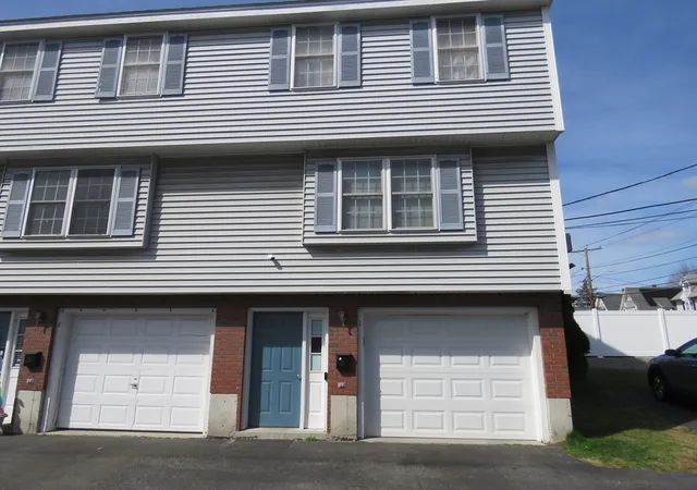 2nd image of 446 Westford St #1, Lowell, MA 01851 | MLS# 73503181