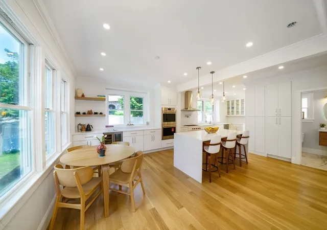 Photo 4 of Sale Pending at 37 Oakland St, Wellesley Hills, MA 02481 | MLS# 73526041 | Listing updated on 2026-09-22