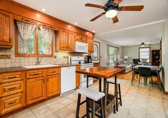 Photo 3 of Sale Pending at 25 Ellis Rd, Westminster, MA 01473 | MLS# 73552279 | Listing updated on 2026-08-19