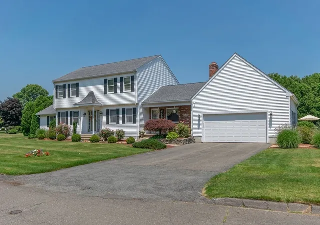 Homes for sale in Agawam, MA | 35 Jennie Circle, Agawam, MA 01001 | MLS# 73544362
