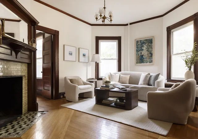 5th image of 4 Hurlbut Street, Cambridge, MA 02138 | MLS# 73550416