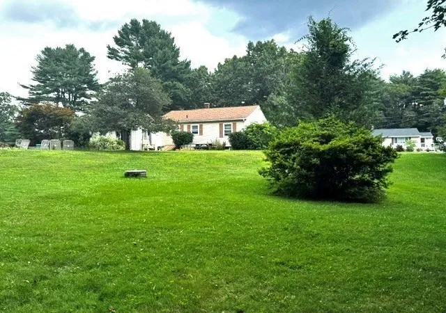 Photo 4 of Sale Pending at 6 Bullard Ln, Sutton, MA 01590 | MLS# 73559337 | Listing updated on 2026-08-11