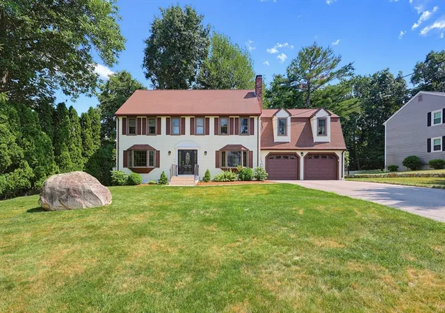 Homes for sale in Milford, MA | 19 Lantern Lane, Milford, MA 01757 | MLS# 73543479