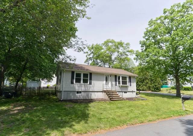 Homes for sale in Wilmington, MA | 70 Mcdonald Rd, Wilmington, MA 01887 | MLS# 73530041