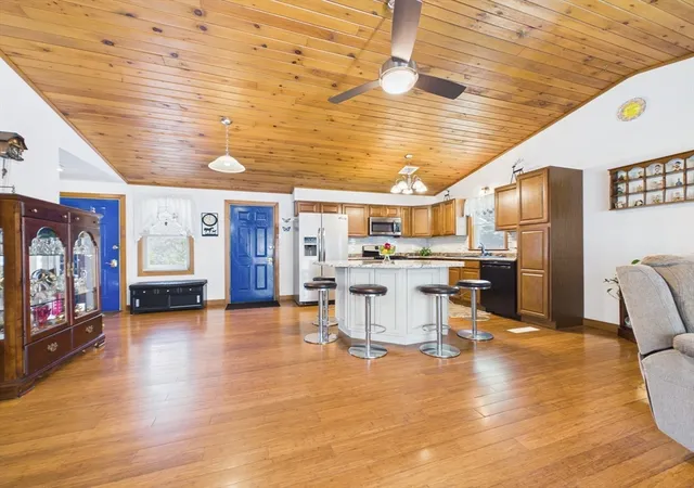 Photo 3 of Sale Pending at 615 Taunton Ave, Seekonk, MA 02771 | MLS# 73562558 | Listing updated on 2026-08-26