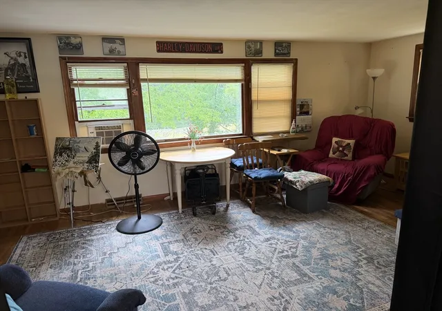 3rd image of 35 Townsend Terrace, Framingham, MA 01701 | MLS# 73566343