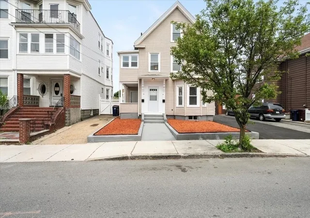 Homes for sale in Everett, MA | 16 Oakes Street, Everett, MA 02149 | MLS# 73525594