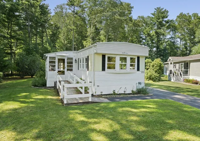 2nd image of 37 3 South Meadow Village, Carver, MA 02330 | MLS# 73563312