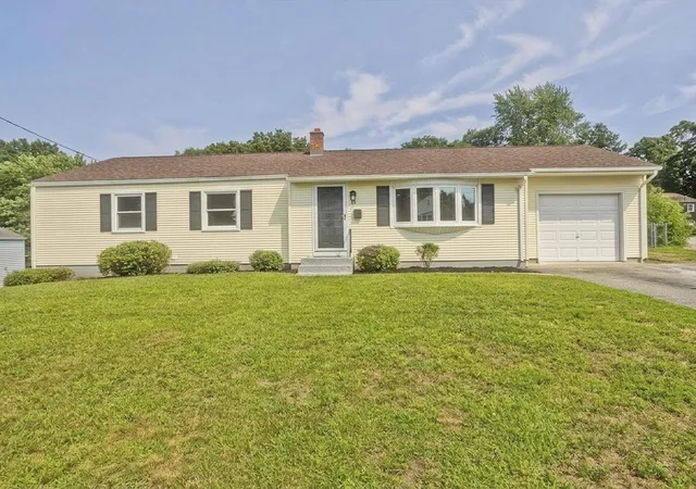 1st image of 11 Mountainview St, Chicopee, MA 01020 | MLS# 73550506