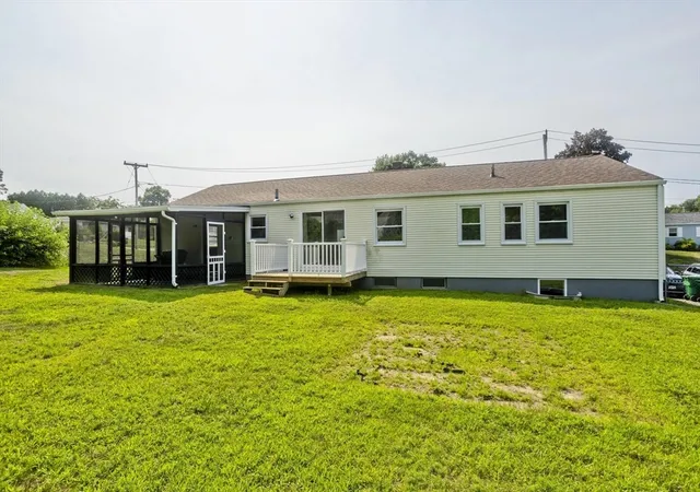 3rd image of 11 Mountainview St, Chicopee, MA 01020 | MLS# 73550506
