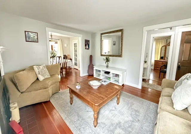 Homes for sale in Ashland, MA | 62 W Union St, Ashland, MA 01721 | MLS# 73514664