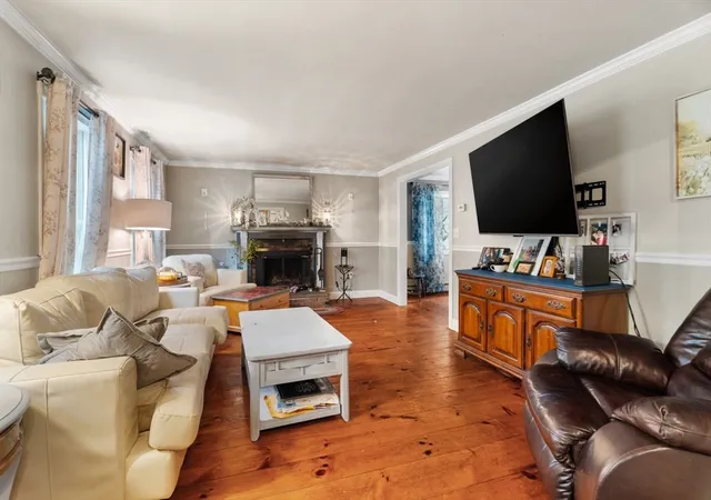 Photo 5 of Single family home for sale at 1236 Woonsocket Hill Road, North Smithfield, RI 02896 | MLS# 73569394 | Listing updated on 2026-09-01