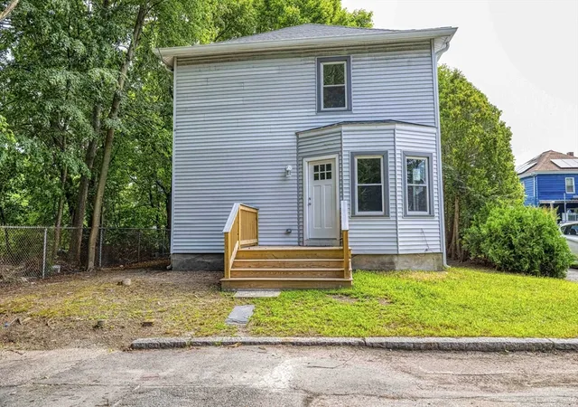 2nd image of 112 Dewolf St, New Bedford, MA 02740 | MLS# 73559114