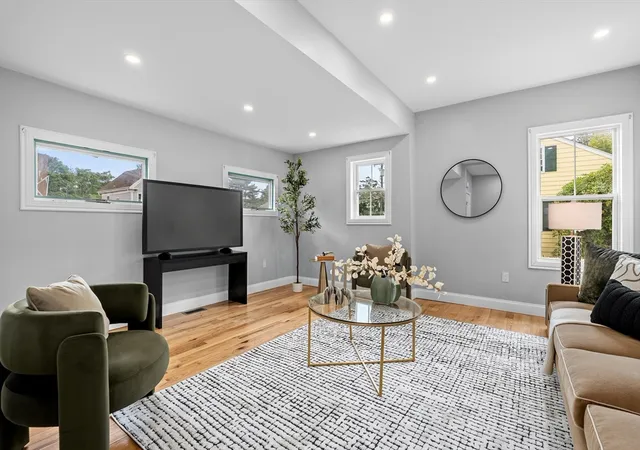 Photo 3 of Single family home for sale at 545 Washington St, Braintree, MA 02184 | MLS# 73567793 | Listing updated on 2026-10-16