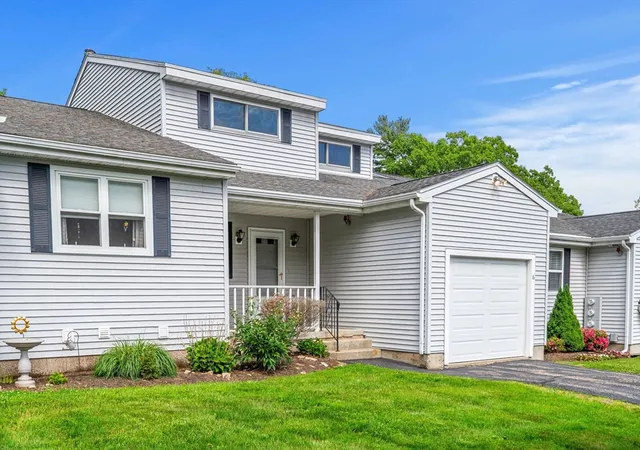 Homes for sale in Oxford, MA | 16 Patricia Dr #16, Oxford, MA 01537 | MLS# 73531778