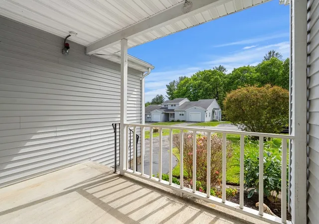 Homes for sale in Oxford, MA | 16 Patricia Dr #16, Oxford, MA 01537 | MLS# 73531778