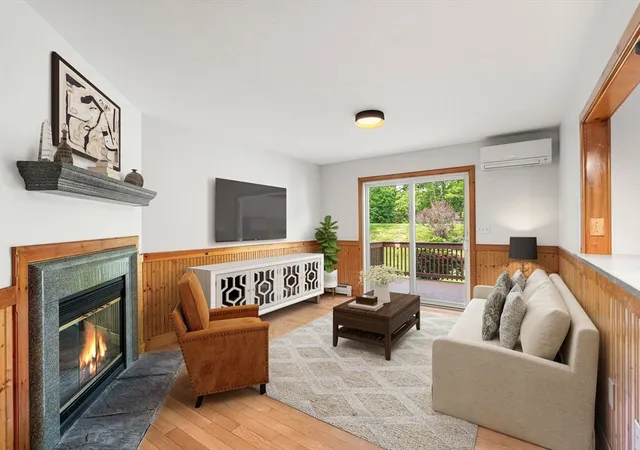 Homes for sale in Oxford, MA | 16 Patricia Dr #16, Oxford, MA 01537 | MLS# 73531778