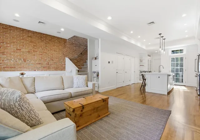 Homes for sale in Boston, MA | 7 Mystic Street #2, Boston, MA 02129 | MLS# 73531796