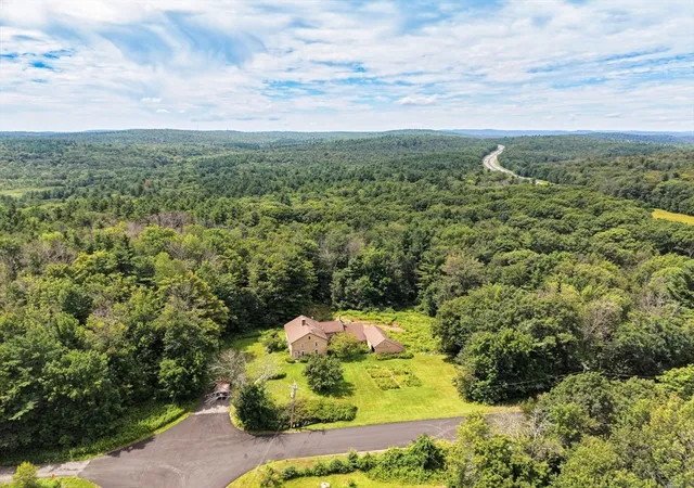 Photo 3 of Single family home for sale at 2 R Old Chester Rd, Blandford, MA 01008 | MLS# 73566652 | Listing updated on 2026-09-16