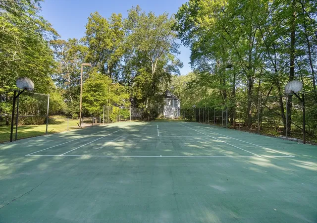Photo 4 of Sale Pending at 117 Castle Hl Rd, Windham, NH 03087 | MLS# 73553289 | Listing updated on 2026-09-03
