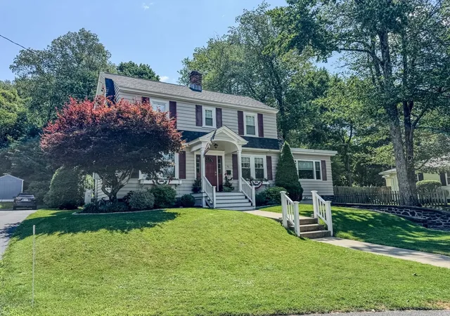 3rd image of 43 Madison Circle, Greenfield, MA 01301 | MLS# 73554224