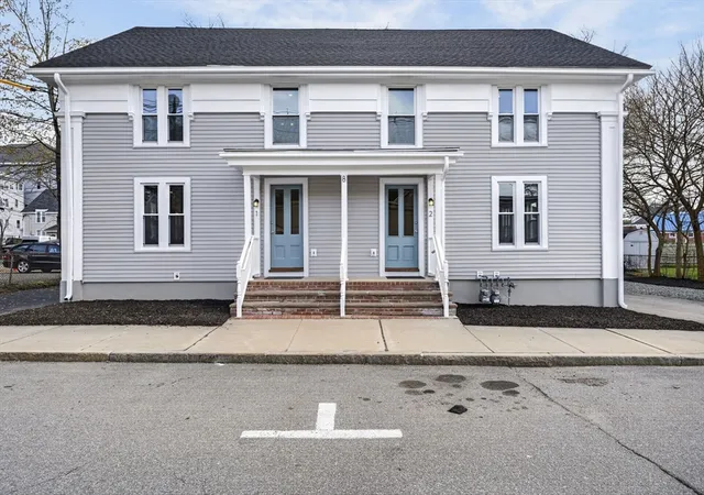 Homes for sale in Ipswich, MA | 8 Hammatt St, Ipswich, MA 01938 | MLS# 73539814