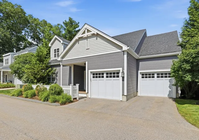 2nd image of 8 Lantern Way #8, Ashland, MA 01721 | MLS# 73556335