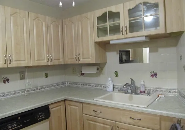 3rd image of 90 Quincy Shore Dr #117, Quincy, MA 02171 | MLS# 73566035