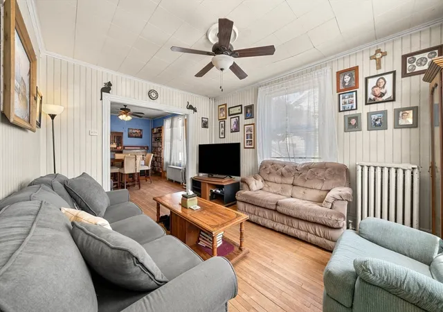 Photo 4 of Sale Pending at 52 Mason St, Salem, MA 01970 | MLS# 73556435 | Listing updated on 2026-08-26