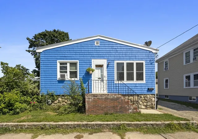 1st image of 4 Arthur, Salem, MA 01970 | MLS# 73556631