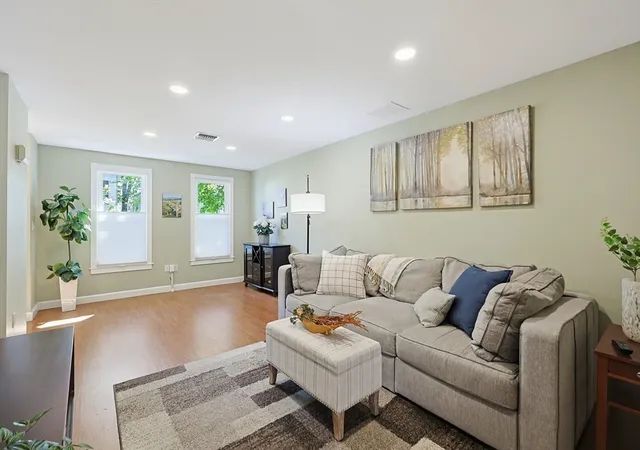 Homes for sale in Somerville, MA | 21 School St, Somerville, MA 02143