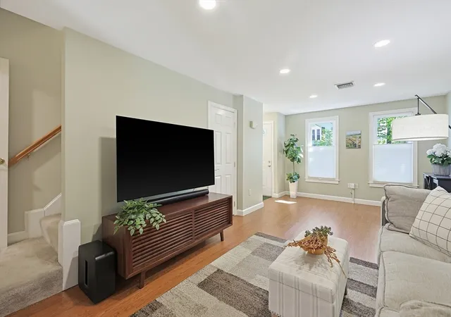 Homes for sale in Somerville, MA | 21 School St, Somerville, MA 02143