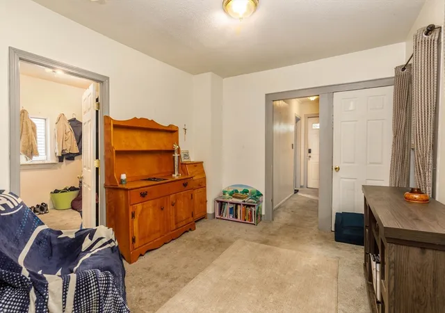 Photo 3 of Single family home for sale at 35 Essex St, Athol, MA 01331 | MLS# 73549242 | Listing updated on 2026-09-28