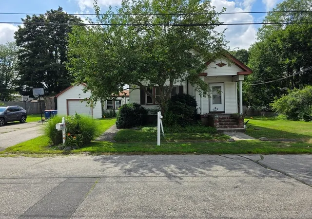 Homes for sale in Seekonk, MA | 20 Foch Ave, Seekonk, MA 02771 | MLS# 73525910