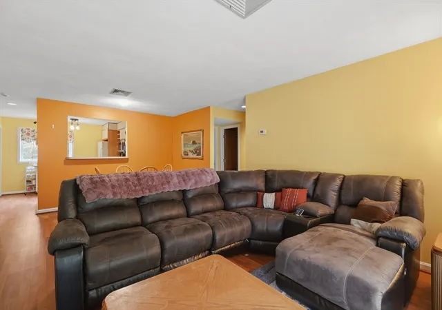 1st image of 330 Sunderland Rd #7, Worcester, MA 01604 | MLS# 73542291