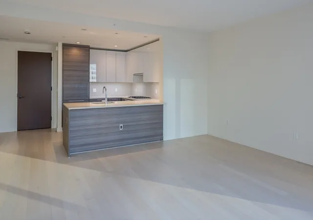 2nd image of 1 Franklin St #1709, Boston, MA 02110 | MLS# 73525418
