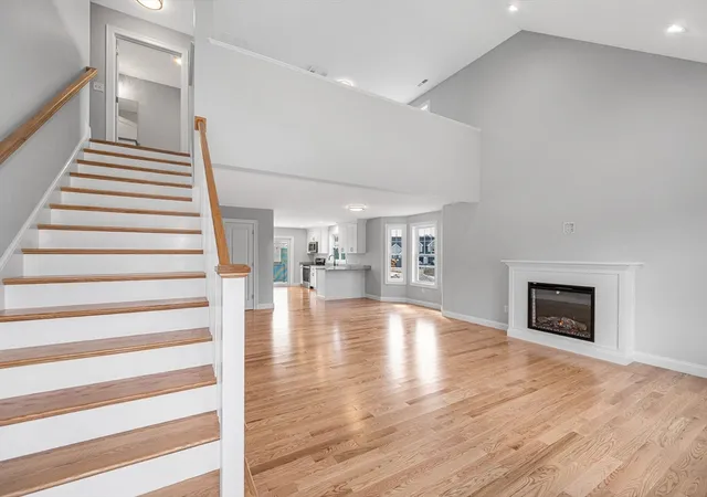 5th image of 14 Louis Farm Road #14, Dracut, MA 01826 | MLS# 73396626