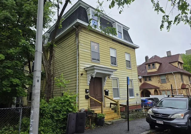 2nd image of 4 Home St, Worcester, MA 01609 | MLS# 73524896