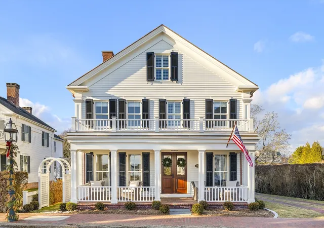4th image of 114 North Water Street, Edgartown, MA 02539 | MLS# 73485121