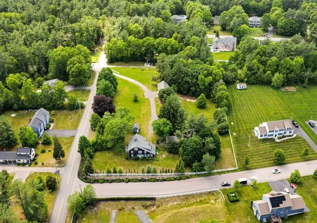3rd image of 476 Cherry St, Bridgewater, MA 02324 | MLS# 73528234
