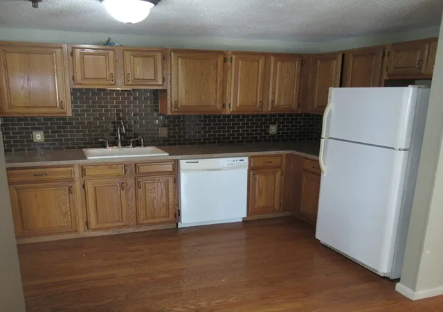 4th image of 14 Lantern Lane #7, Dracut, MA 01826 | MLS# 73567935