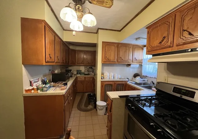 Homes for sale in New Bedford, MA | 152-154 Chestnut St, New Bedford, MA 02740 | MLS# 73491777