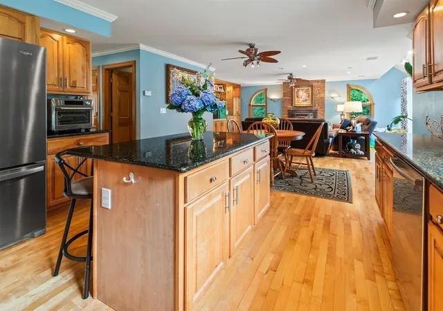 Photo 3 of Sale Pending at 9 Santom St, Auburn, MA 01501 | MLS# 73494209 | Listing updated on 2026-04-08